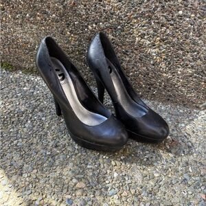 G by guess Black Women's Heels